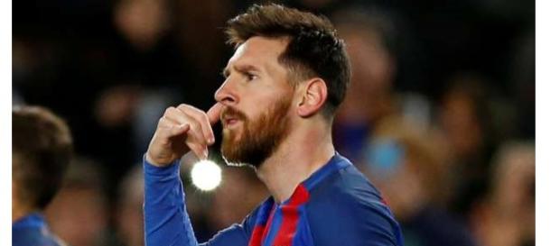 Leo Messi mit einem eher selteneren Torjubel Leo Messi mit einem eher selteneren Torjubel