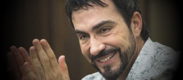 Padre Fábio de Melo pede desculpa e se encontra com Interlocutor da CCIR. Padre Fábio de Melo pede desculpa e se encontra com Interlocutor da CCIR.