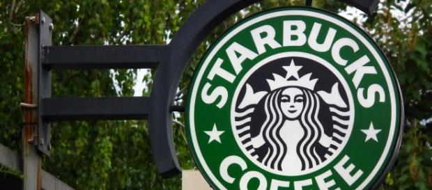 Starbucks now allows anyone to use their facilities, without being a customer. Photo Credit: Wikimedia Commons Starbucks now allows anyone to use their facilities, without being a customer. Photo Credit: Wikimedia Commons