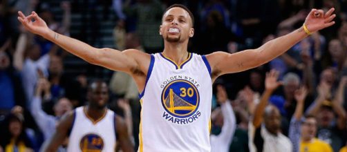 Steph Curry lands richest contract in NBA history at $201 million - mashable.com
