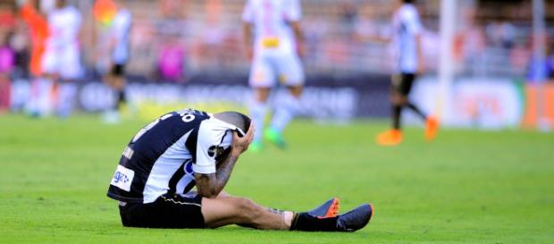 Jair Ventura terá mais uma baixa para jogo da Libertadores Jair Ventura terá mais uma baixa para jogo da Libertadores