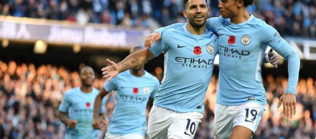Manchester United planea armarse de gran manera Manchester United planea armarse de gran manera