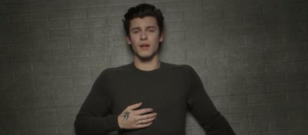 Shaw Mendes no clipe 'In My Blood' Shaw Mendes no clipe 'In My Blood'