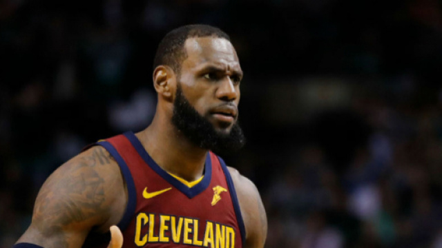 NBA : LeBron James face au défi des Celtics - beinsports.com