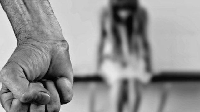 VIOLENZA CHOC A TRAPANI: PADRE ABUSA DELLA FIGLIA IN PRESENZA ... - si24.it