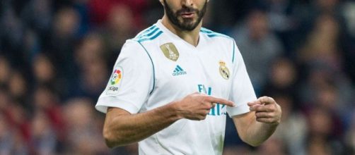 Benzema tiene una oferta de un nuevo rico