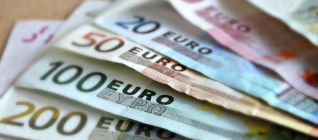 Cae la tasa de ahorro en España Cae la tasa de ahorro en España
