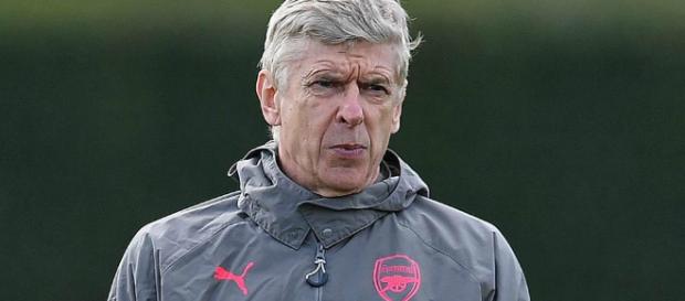 Arsène Wenger piensa seguir dirigiendo Arsène Wenger piensa seguir dirigiendo