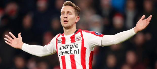 Así van las cosas con el fichaje de Luuk de Jong. Así van las cosas con el fichaje de Luuk de Jong.