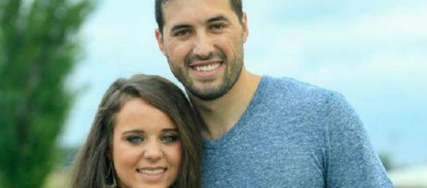 Jinger and Jeremy Vuolo post for social network post Jinger and Jeremy Vuolo post for social network post