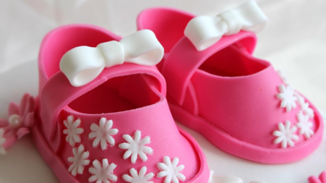 Chiamano la loro bimba Blu, ma il tribunale li convoca per un cambio di nome