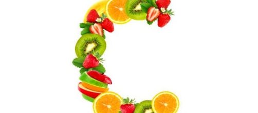 La vitamina C se encuentra en muchas frutas y verduras.