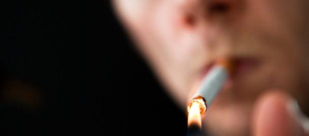 ¿Has pensado cuantas cosas podrías comprar con lo que gasta en cigarros? ¿Has pensado cuantas cosas podrías comprar con lo que gasta en cigarros?