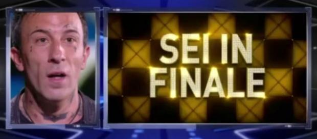 Grande Fratello 2018 | Simone in finale | Angelo eliminato - today.it Grande Fratello 2018 | Simone in finale | Angelo eliminato - today.it