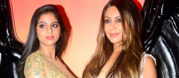 Khan ecstatic as daughter Suhana Khan bags a magazine photoshoot -(Image via Zoom Tv) Khan ecstatic as daughter Suhana Khan bags a magazine photoshoot -(Image via Zoom Tv)