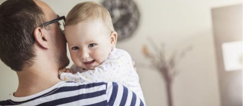 Examinamos la razón por la que las disputas sobre quién es el verdadero padre son tan comunes hoy