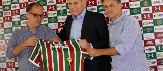 Diretoria se une para manter Paulo Autuori no Fluminense (Foto: Divulgação/Fluminense FC) Diretoria se une para manter Paulo Autuori no Fluminense (Foto: Divulgação/Fluminense FC)