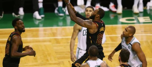 NBA: Boston pousse LeBron James au bord du gouffre - Libération - liberation.fr NBA: Boston pousse LeBron James au bord du gouffre - Libération - liberation.fr