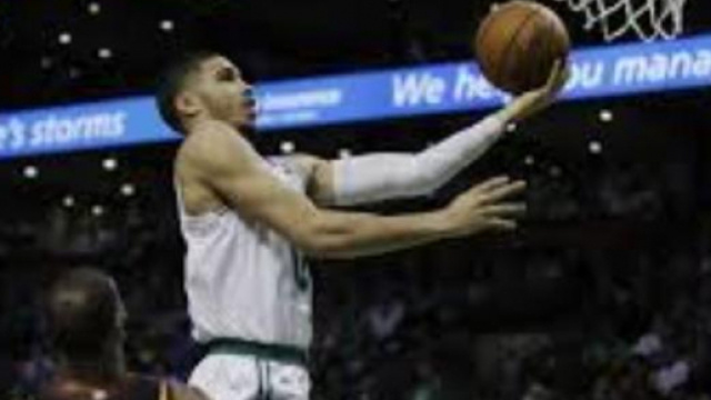 Jayson Tatum a porté son équipe