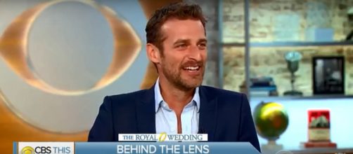 Alexi Lubomirski learned that Smarties make smiles in royal wedding portrait sessions. - [CBS News / YouTube screencap]