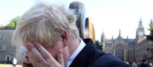 Boris Johnson e lo scherzo al telefono