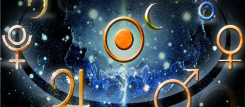 Oroscopo Astrologia e previsioni del giorno 30 maggio 2018, segno per segno