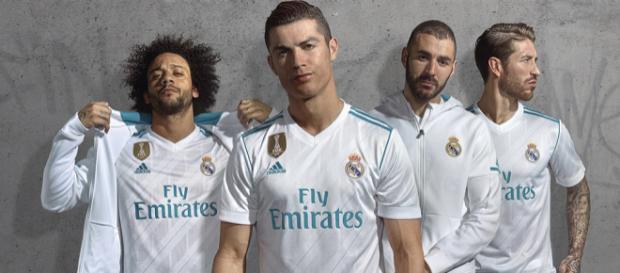 La escuadra del Real Madrid esta lista. La escuadra del Real Madrid esta lista.