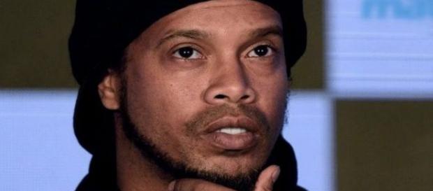 Ronaldinho: Pese a su retiro sigue dando de qué hablar Ronaldinho: Pese a su retiro sigue dando de qué hablar