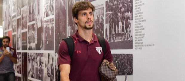 Rodrigo Caio pretende deixar o São Paulo Rodrigo Caio pretende deixar o São Paulo