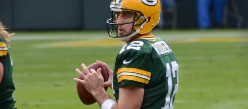 Green Bay Packers Aaron Rodgers not changing how he plays to avoid injuries [Image by Keith Allison / Flickr]