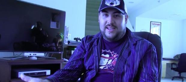 Crítico de videojuegos John 'TotalBiscuit' Bain fallece a los 33 años - latercera.com Crítico de videojuegos John 'TotalBiscuit' Bain fallece a los 33 años - latercera.com