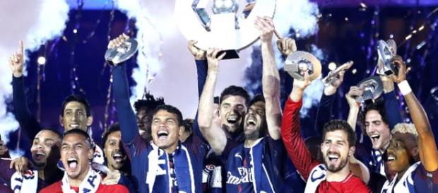 Mercato : Un cadre du PSG hésite entre le Real Madrid et le Barça ! Mercato : Un cadre du PSG hésite entre le Real Madrid et le Barça !