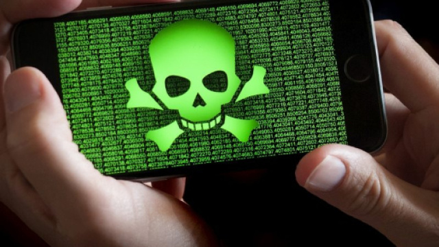 Smartphone vulnerabili ai virus, ma gli italiani non lo sanno.