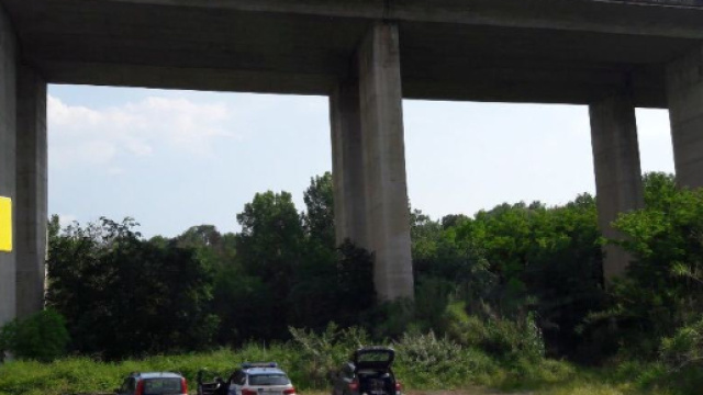 Tivoli, gemelli si suicidano lanciandosi dal viadotto della A24