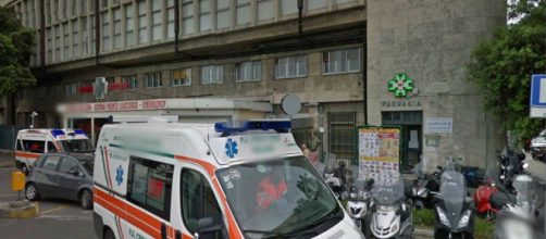 Pisa, neonato cade dalle braccia del padre