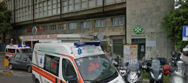 Pisa, neonato cade dalle braccia del padre Pisa, neonato cade dalle braccia del padre