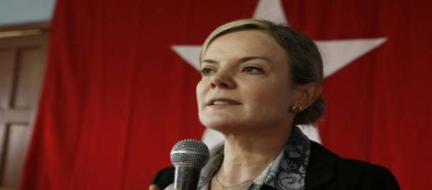 Senadora tem problemas na Justiça Senadora tem problemas na Justiça