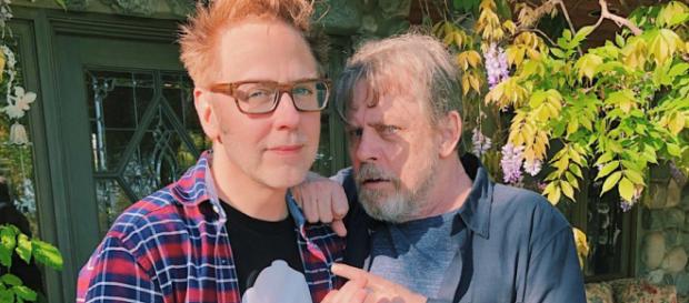 Twitter condujo recientemente a la revelación de que James Gunn y Mark Hamill. Twitter condujo recientemente a la revelación de que James Gunn y Mark Hamill.