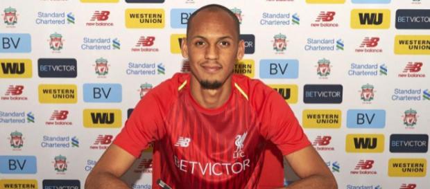 Uno de los mejores medios de contención de la actualidad, Fabinho. Uno de los mejores medios de contención de la actualidad, Fabinho.