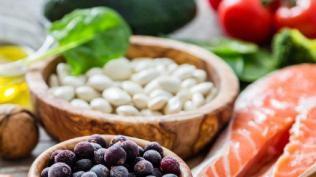 La dieta Med ricca di antiossidanti salutari www.medicalnewstoday.com/articles/318226
