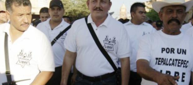 Capturan a “El Abuelo”, exlíder de autodefensas en Michoacán; lo ... - yucatanalamano.com Capturan a “El Abuelo”, exlíder de autodefensas en Michoacán; lo ... - yucatanalamano.com