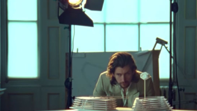 Gli Arctic Monkeys nel loro ultimo video