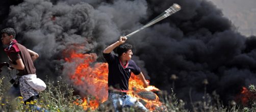 Continuano gli scontri a Gaza tra palestinesi e israeliani - linkabile.it