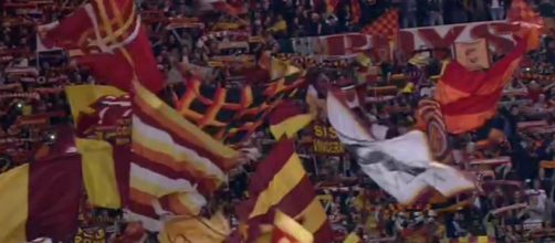 Tifosi della Roma allo stadio Olimpico