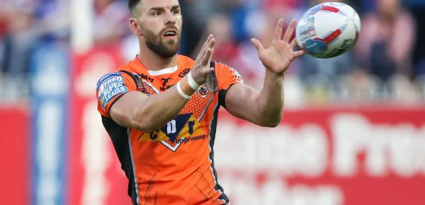 Luke Gale is set to be out for three months after fracturing his kneecap. Image Source - sky.com