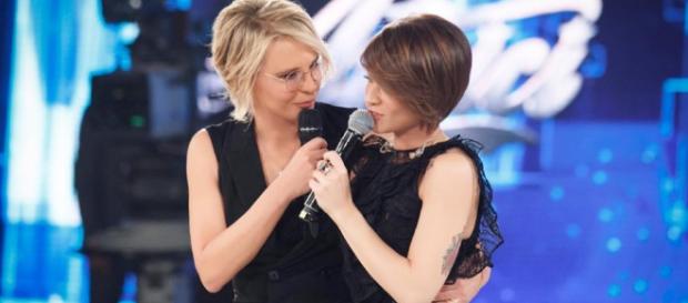 Amici 2018, Alessandra Amoroso lascia il serale Amici 2018, Alessandra Amoroso lascia il serale
