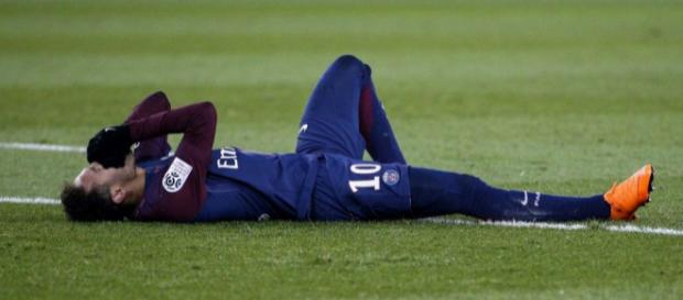 Blessé, Neymar ratera au moins deux matchs : le PSG s'inquiète ... - sudouest.fr Blessé, Neymar ratera au moins deux matchs : le PSG s'inquiète ... - sudouest.fr