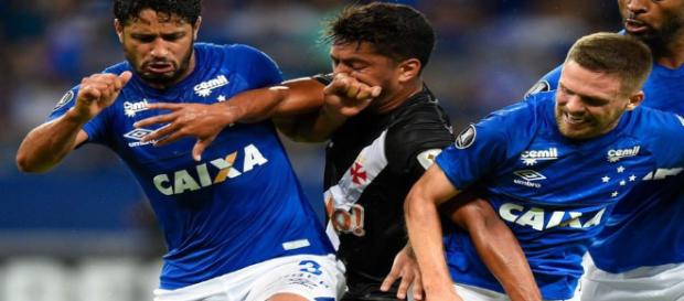 Cruzeiro passou por cima do Vasco Cruzeiro passou por cima do Vasco
