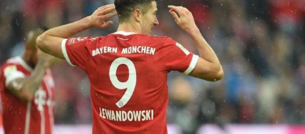 El Bayern Munich se prepara para hacer una oferta si Lewandowski se va El Bayern Munich se prepara para hacer una oferta si Lewandowski se va