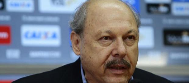 Falta de opção levou presidente a aceitar o acordo com a Caixa. (foto reprodução). Falta de opção levou presidente a aceitar o acordo com a Caixa. (foto reprodução).